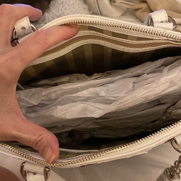 NWT Brahmin Small  Willa in Denim
Royal Palm White and Blue. - Picture 6 of 6